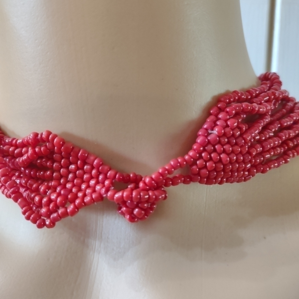 Red women's layered beaded necklace - Picture 6 of 6